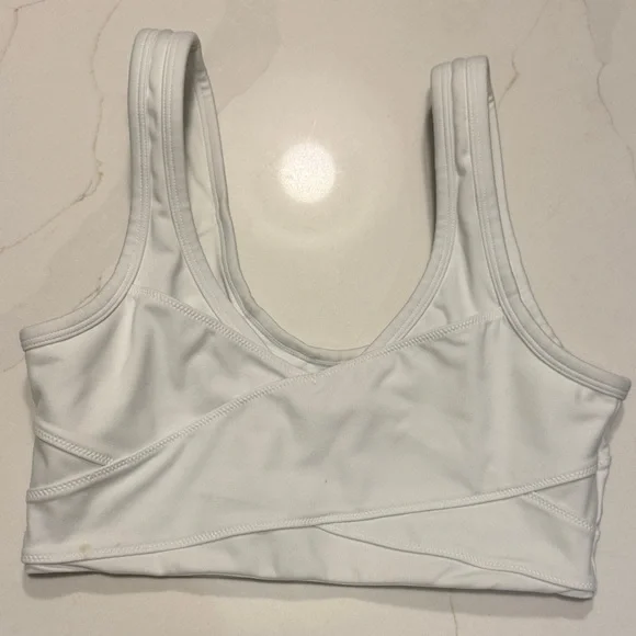 Varley Elegant White Sports Bra - Picture 4 of 9